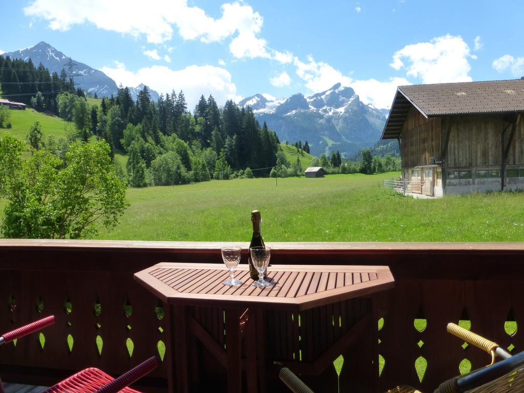 Appartement Casa Antica à Gstaad Extérieur photo